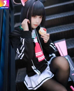 Read more about the article Lunananya  Cô Gái Xinh Đẹp Người Việt Trên YYlive