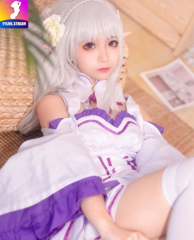 Emilia -hot51.live