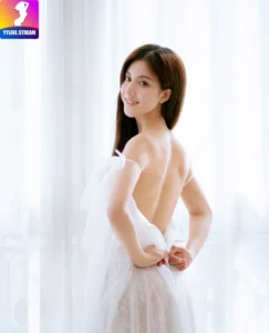 Read more about the article Lin Wen Wen  Cô Gái Xinh Đẹp Việt Nam trên YYlive