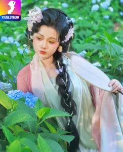 Read more about the article Yi Zhi Tou Lan De Li Li  Cô Gái Đẹp Việt Nam Trên YYlive