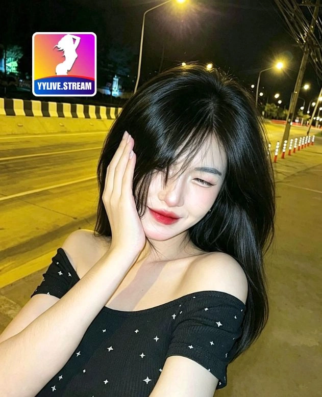 Quốc Huy-YYLIVE.STREAM