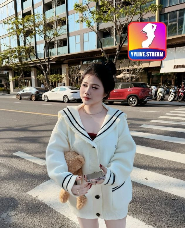Thành Long-YYLIVE.STREAM